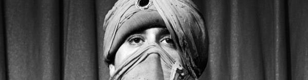 Mark Sultan (of The King Khan & BBQ Show) w/ Children of the Emerald Fire